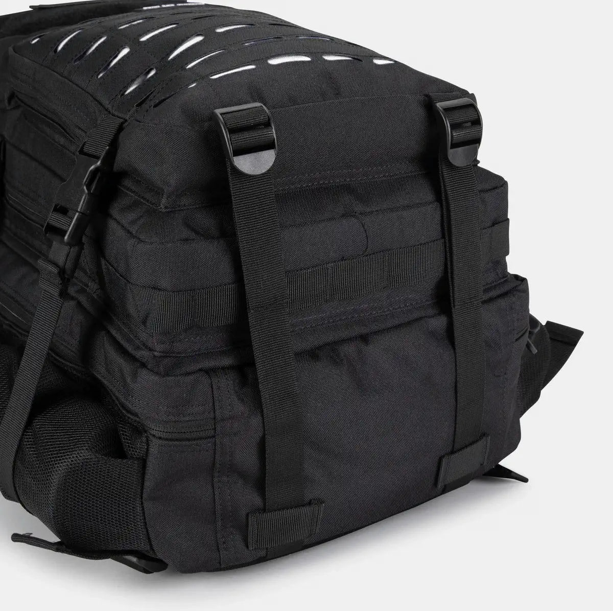 Gympack Pro 50L Preta e Branca