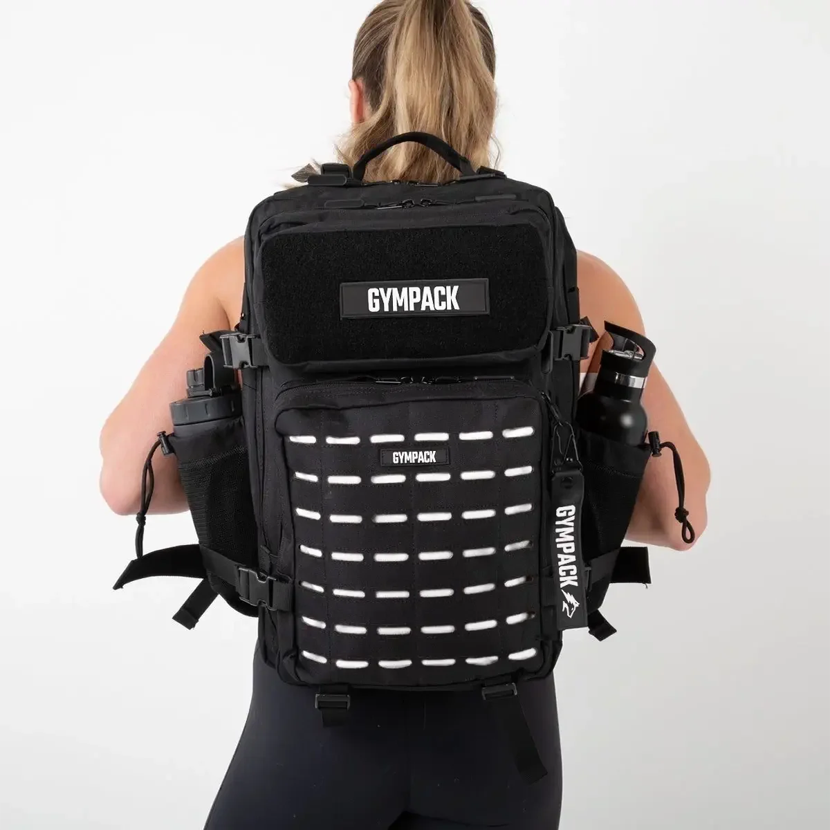 Gympack Pro 50L Preta e Branca